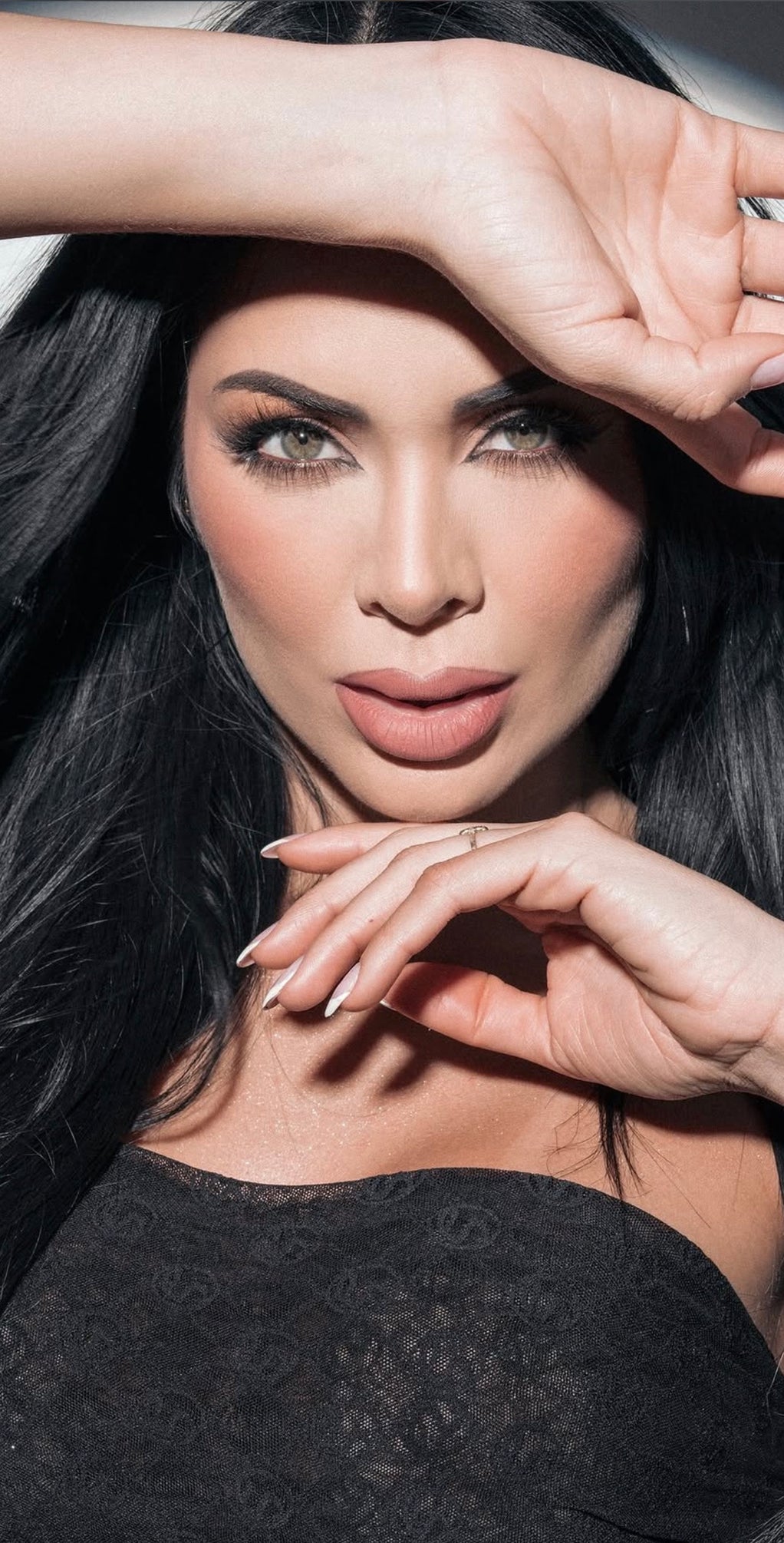 Labial Perseverante LG